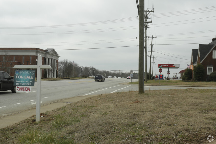 323 Old Greenville Hwy, Clemson, SC for sale - Primary Photo - Image 1 of 1