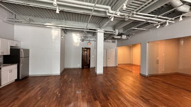 415 N LaSalle Dr, Chicago, IL for lease Interior Photo- Image 2 of 9