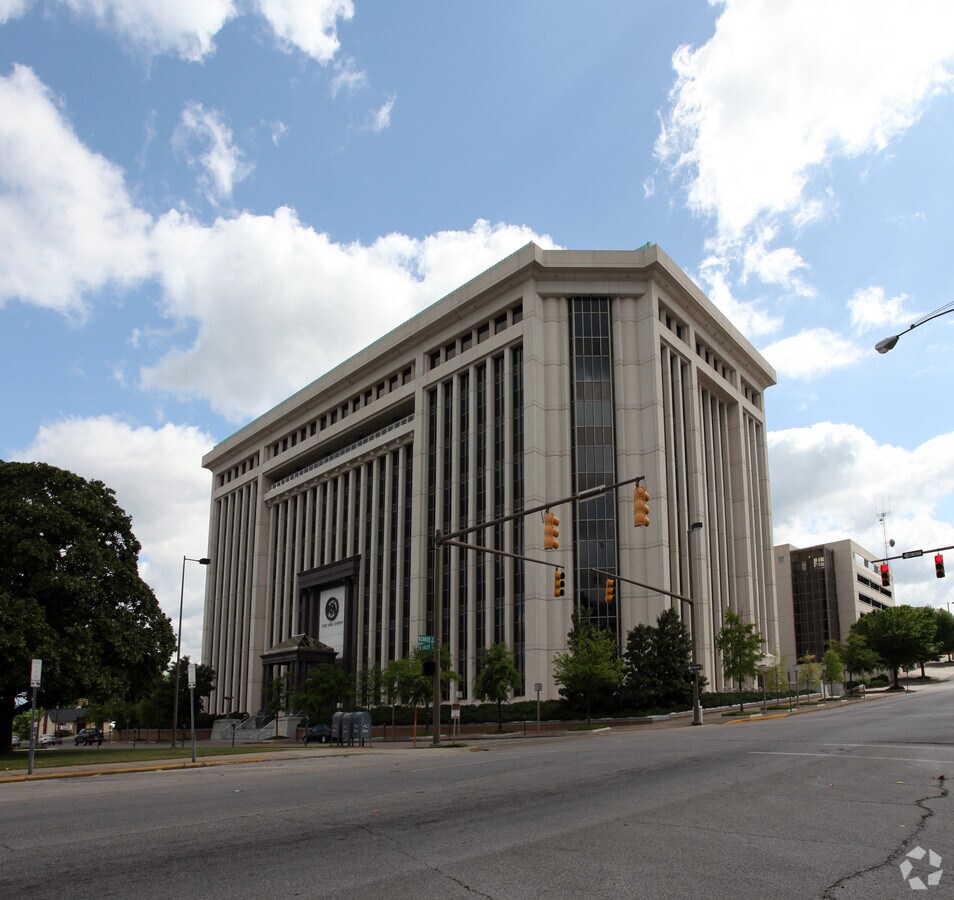 100 N Union St, Montgomery, AL 36104