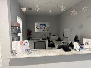 421 Commercial Ct, Venice, FL for lease Interior Photo- Image 2 of 13