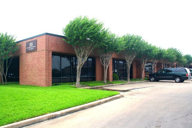 11210 Steeplecrest, Houston, TX for lease - Building Photo - Image 1 of 11