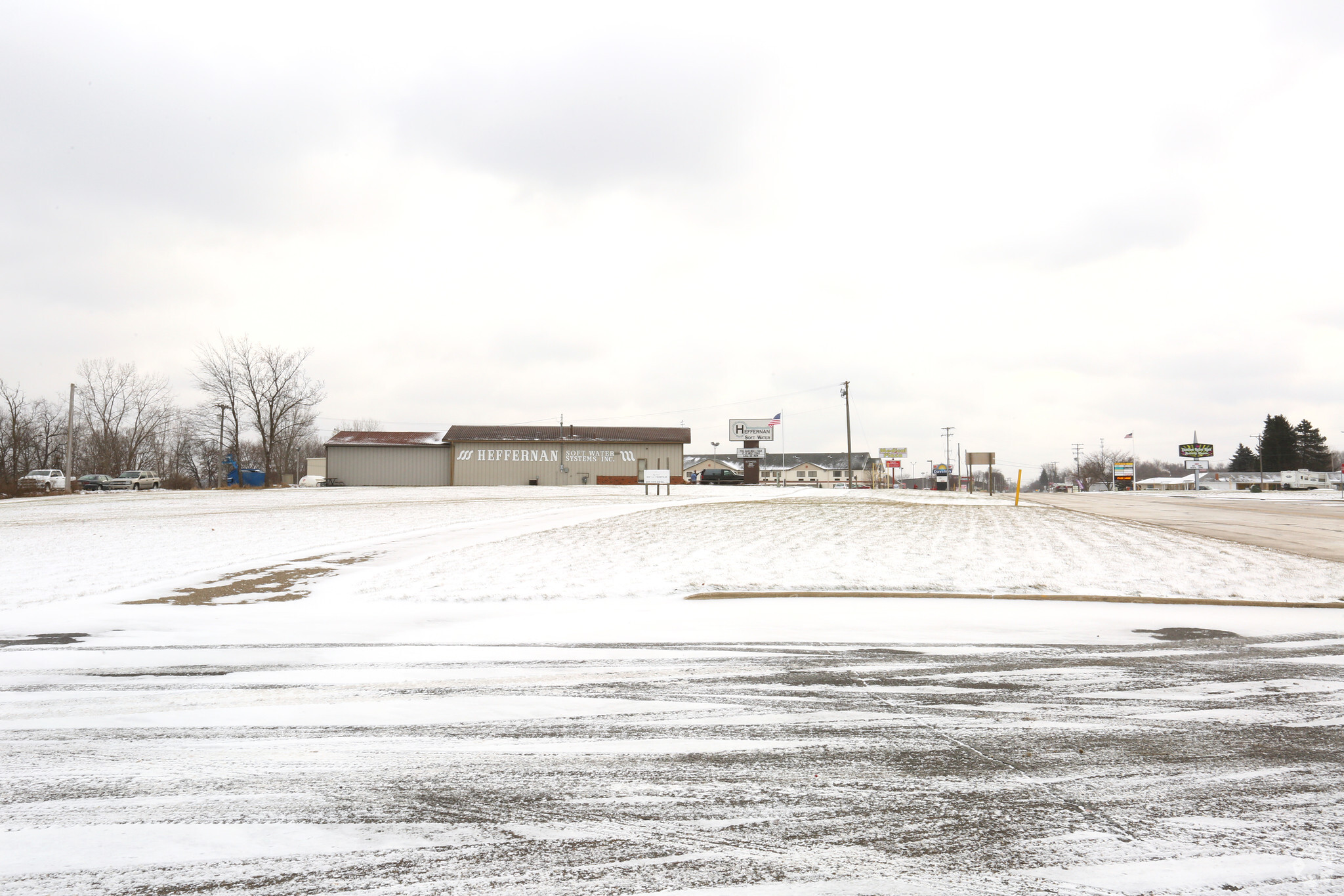 3285 W Carleton Rd, Hillsdale, MI for sale Primary Photo- Image 1 of 1