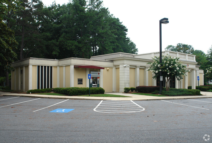 325 Mount Vernon Hwy NE, Atlanta, GA for sale - Primary Photo - Image 1 of 5