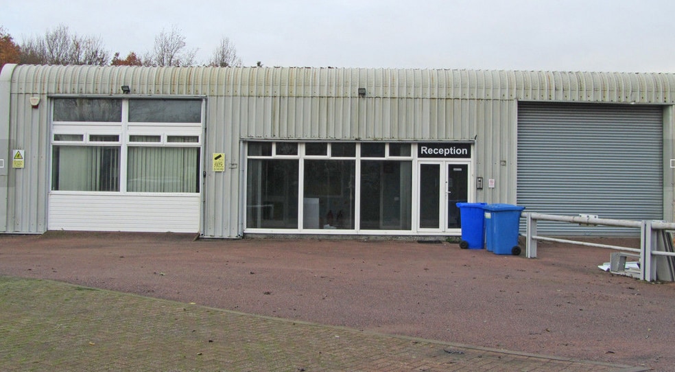 6C Bolton Close, Uckfield for sale - Primary Photo - Image 1 of 1