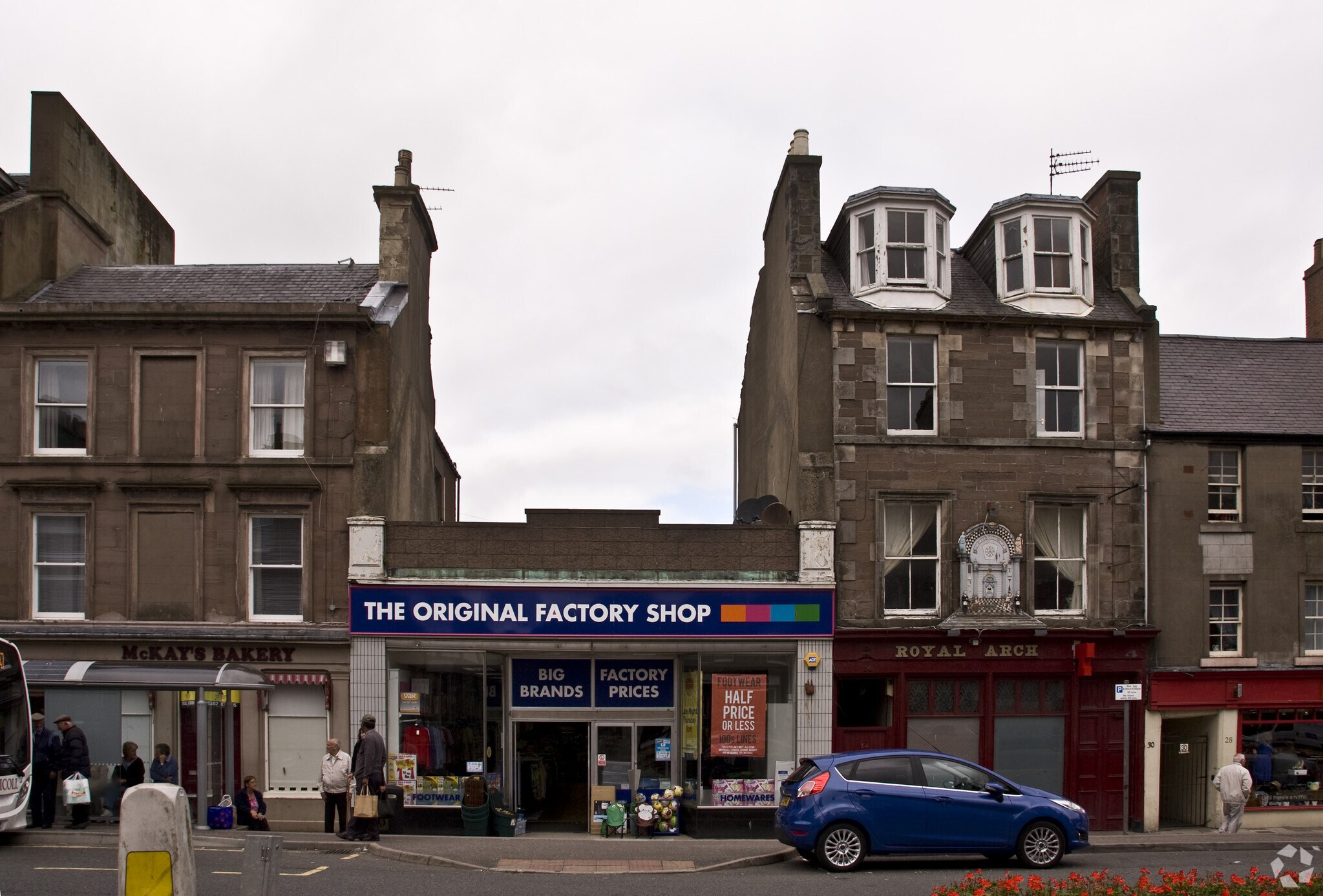 36-38 High St, Montrose for lease Primary Photo- Image 1 of 4