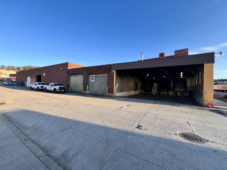 1700 Island Ave, Pittsburgh, PA for lease - Building Photo - Image 1 of 23