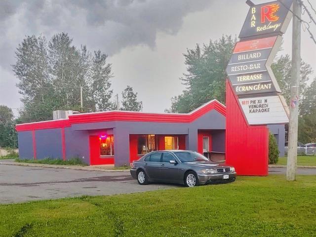 1811 Boul Pie-XI N, Québec, QC for sale - Building Photo - Image 1 of 1