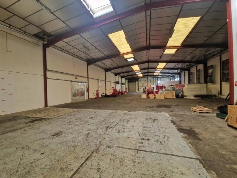 Industrial in SAINT-OUEN-L'AUMONE for sale - Building Photo - Image 1 of 16