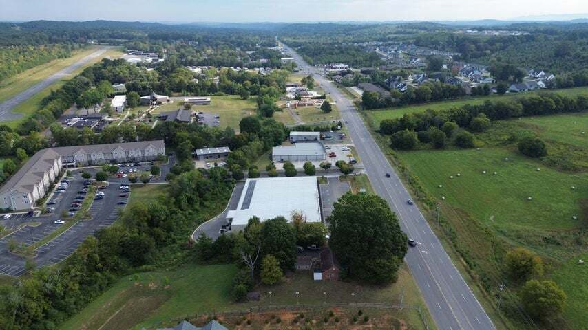 4815 N Lee Hwy, Cleveland, TN for sale - Primary Photo - Image 2 of 4