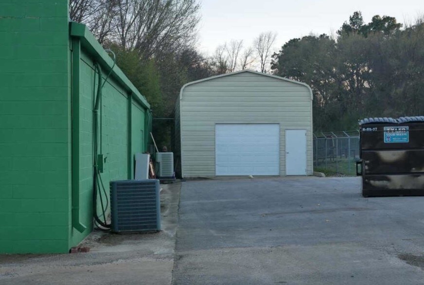 2822 W Erwin St, Tyler, TX for sale - Building Photo - Image 1 of 1