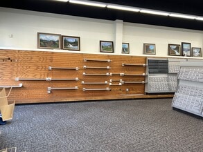 221 S 1st St, Mount Vernon, WA for lease Interior Photo- Image 1 of 7