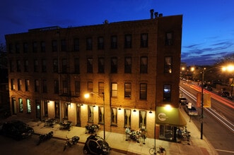 1329 W Chicago Ave, Chicago, IL for lease Building Photo- Image 1 of 4