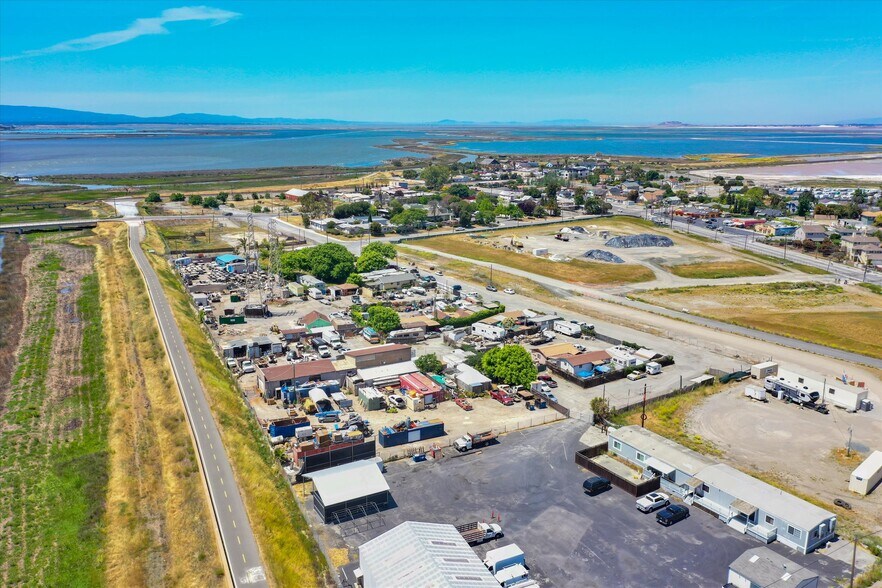 1315 Moffat St, San Jose, CA for sale - Primary Photo - Image 1 of 1