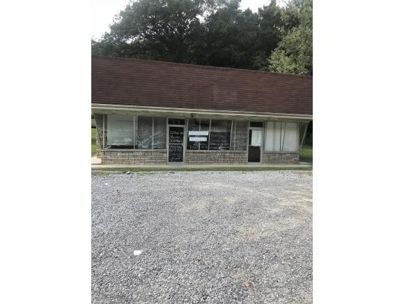 9423 Orby Cantrell Hwy, Pound, VA for sale - Primary Photo - Image 1 of 1