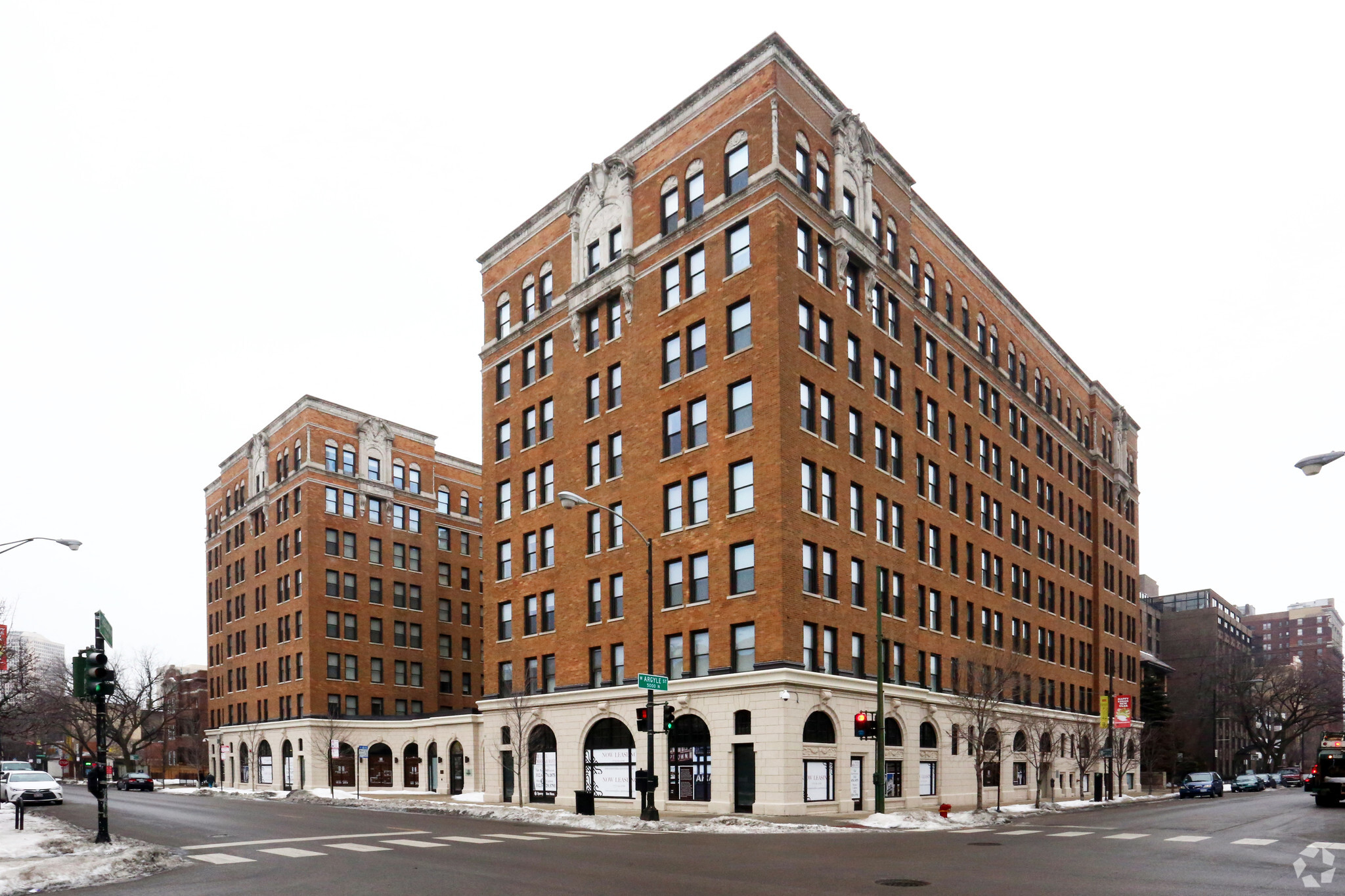 5009 N Sheridan Rd, Chicago, IL for lease Building Photo- Image 1 of 168