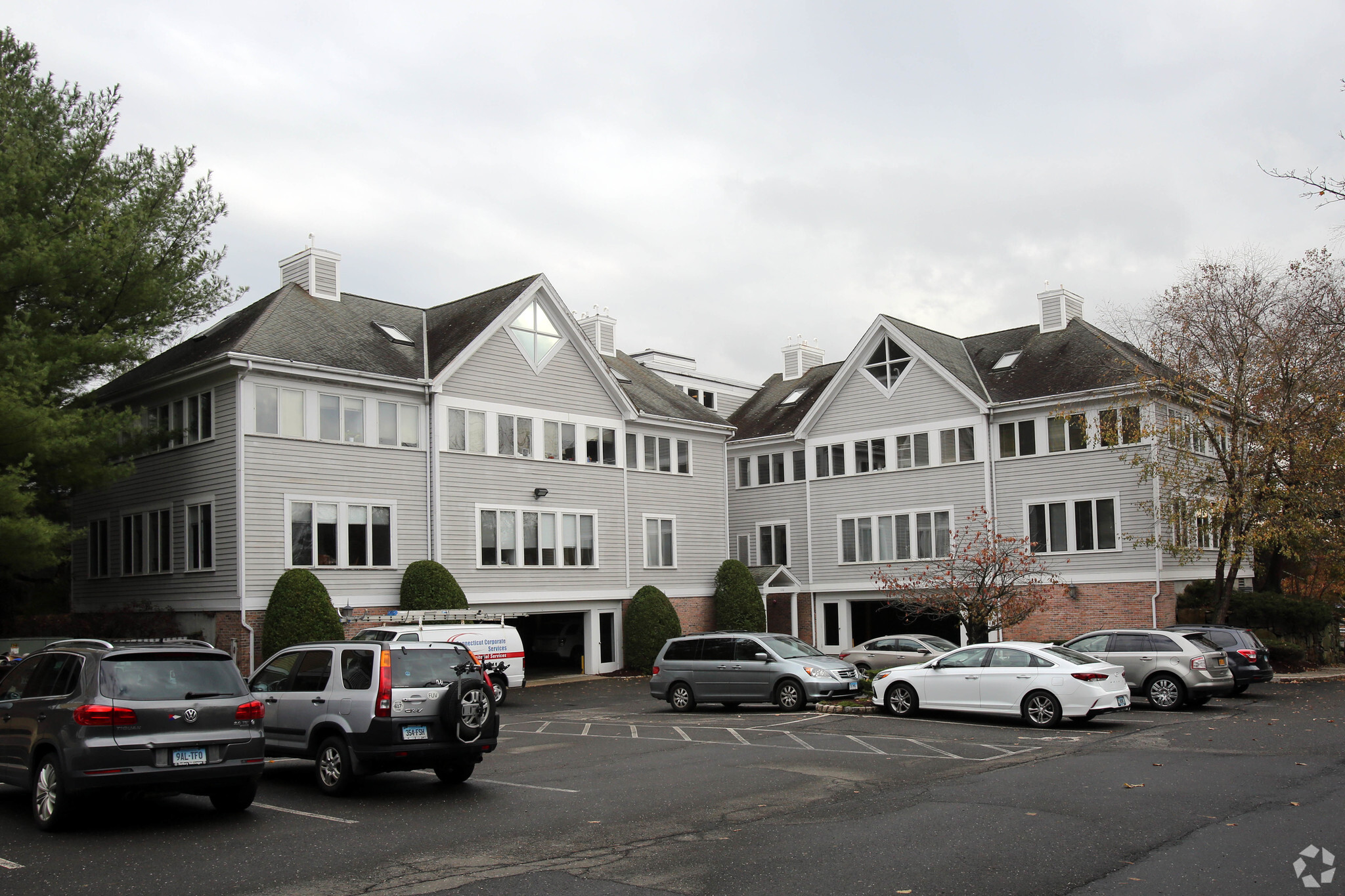 120 Post Rd W, Westport, CT for lease Primary Photo- Image 1 of 15