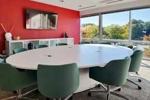 Imperial Center - Bristol Place - Business Park