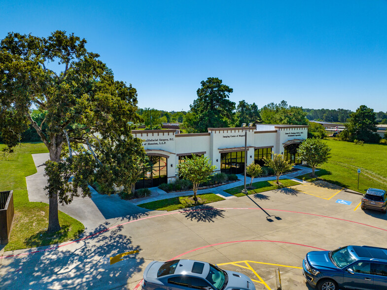 827 Magnolia Blvd, Magnolia, TX for lease - Building Photo - Image 3 of 6