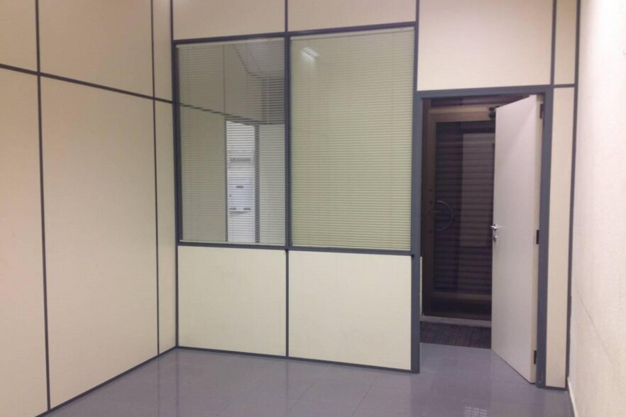 Multifamily in Toledo, Toledo for sale - Interior Photo - Image 3 of 5