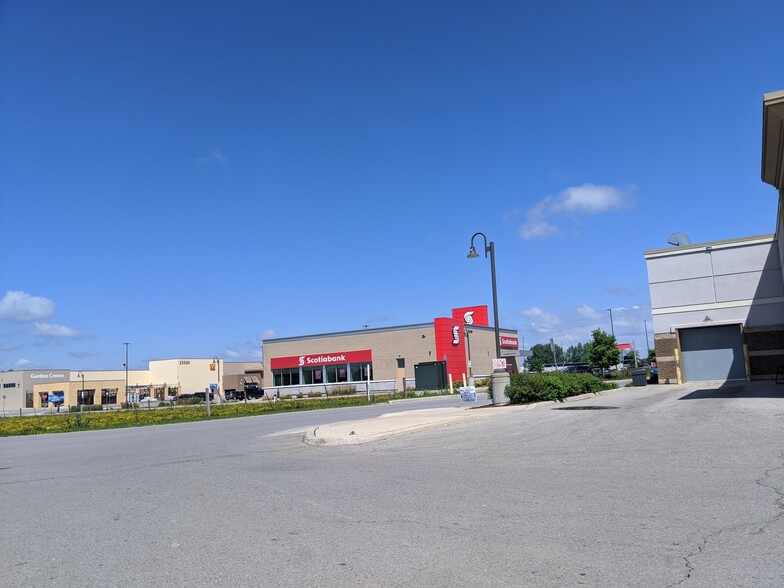 23620 Woodbine Ave, Keswick, ON for lease - Building Photo - Image 2 of 3