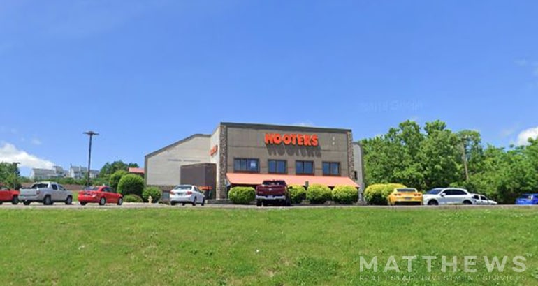 12183-12185 Springfield Pike, Cincinnati, OH for sale - Building Photo - Image 2 of 3