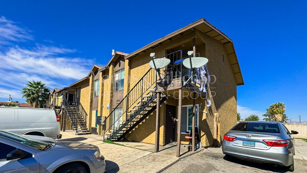 2780 Menlo Square Dr, Las Vegas, NV 89101 Multifamily for Sale