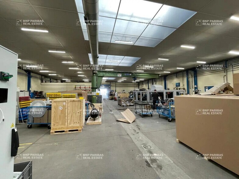 Flex in Aix-les-Bains for lease - Interior Photo - Image 1 of 20