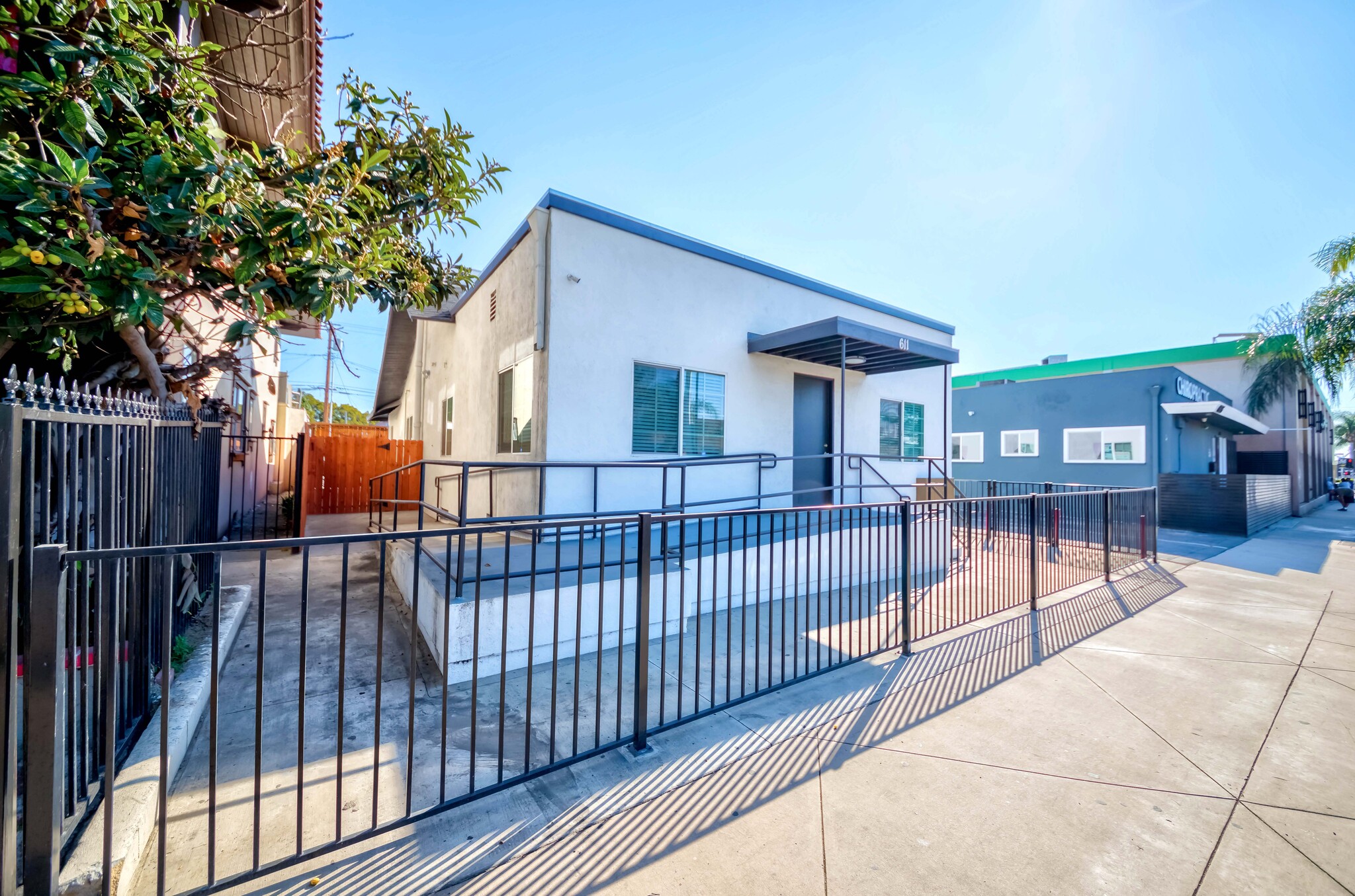 611 S Main St, Santa Ana, CA for sale Building Photo- Image 1 of 1