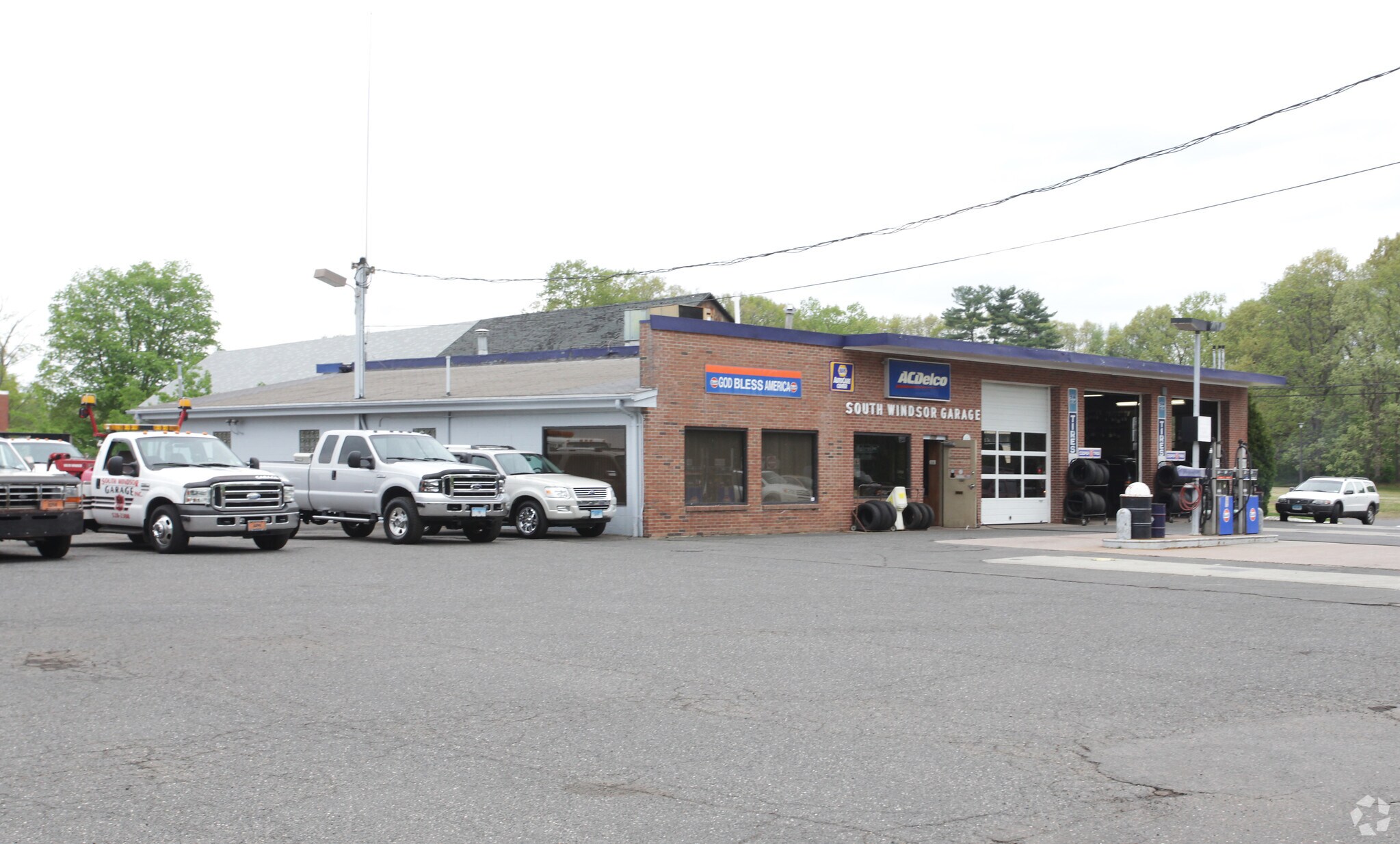 1179 John Fitch Blvd, South Windsor, CT for sale Primary Photo- Image 1 of 1