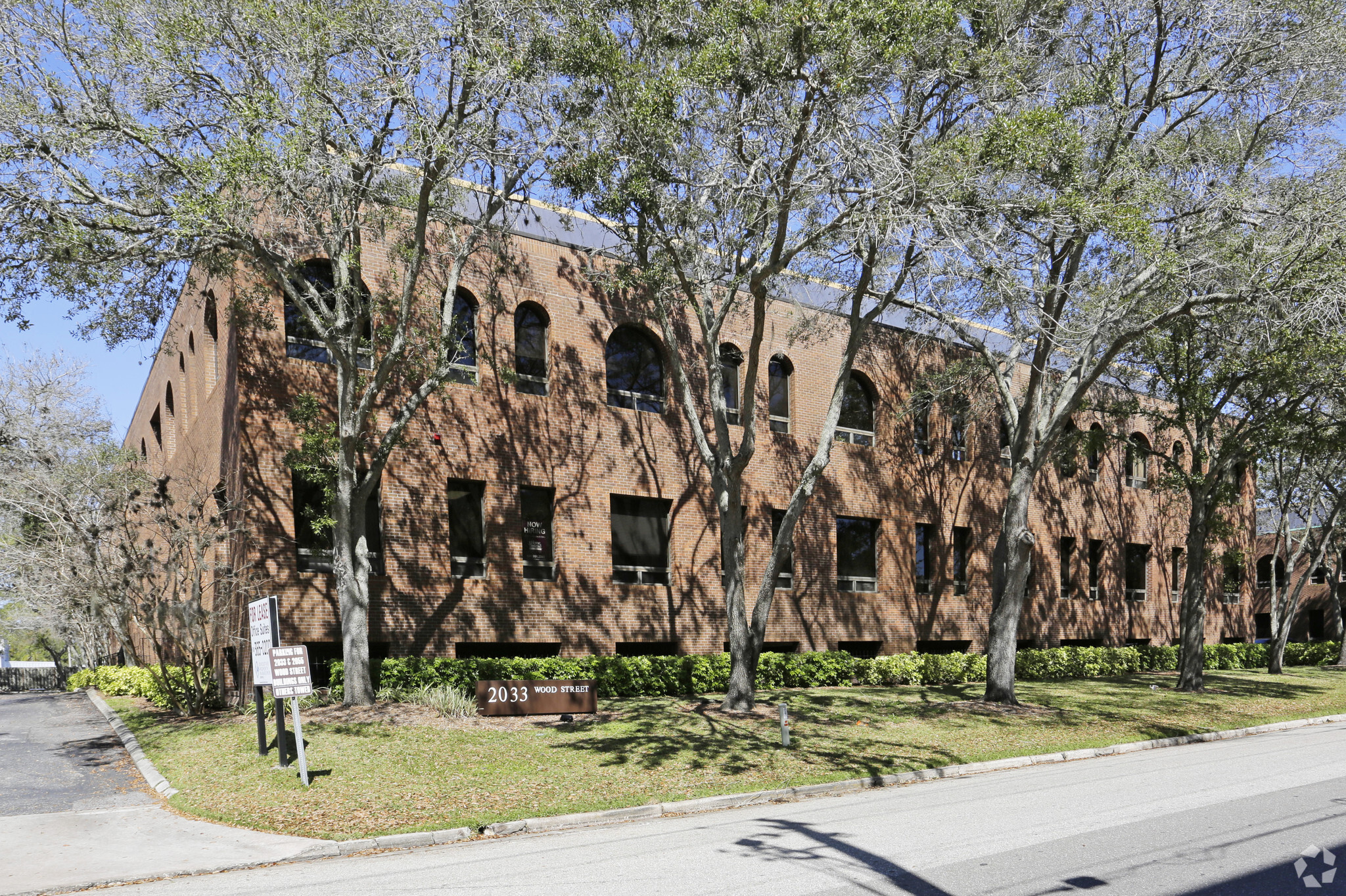 2033 Wood St, Sarasota, FL for sale Primary Photo- Image 1 of 1