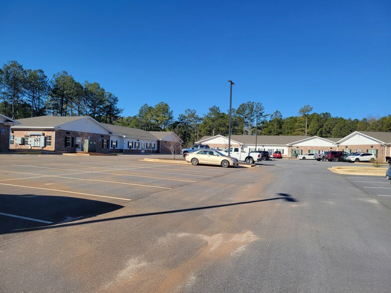 1047 Summit Grove Dr, Watkinsville, GA for lease - Building Photo - Image 3 of 10