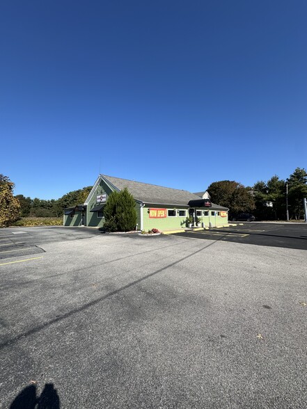 1705 W Shore Rd, Warwick, RI for lease - Building Photo - Image 2 of 19