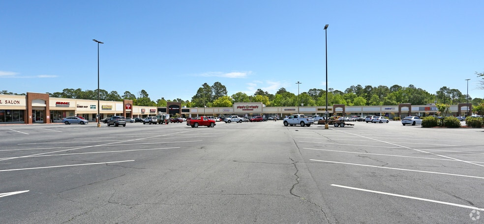 2101-2137 Bemiss, Valdosta, GA for sale - Primary Photo - Image 1 of 1