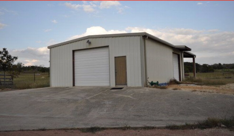 149 US Highway 87, Comfort, TX 78013