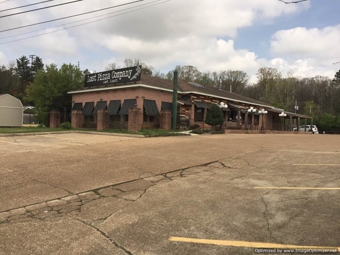 1660 Sunset Dr, Grenada, MS for sale - Building Photo - Image 3 of 4