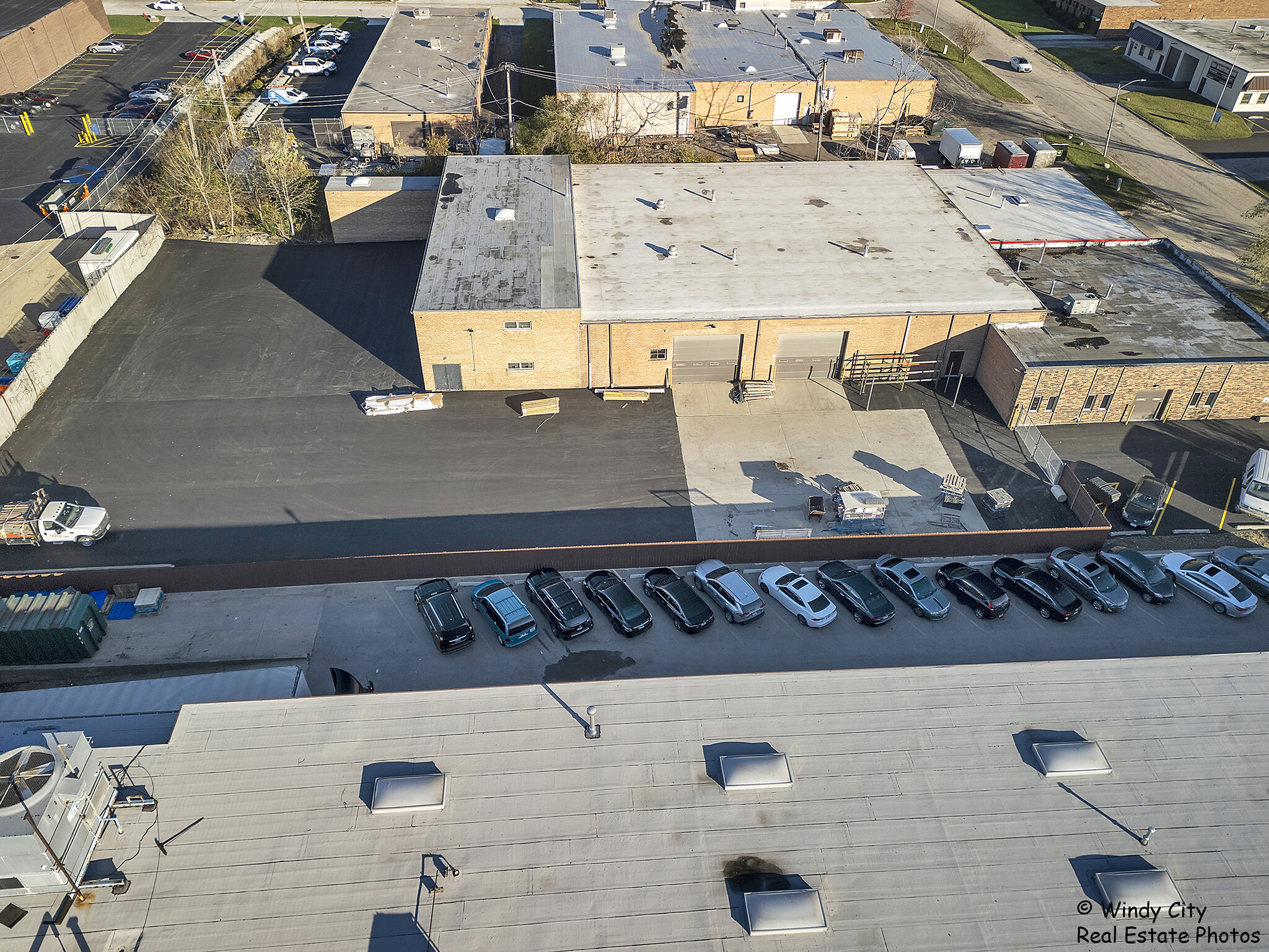 1025 Industrial Dr, Bensenville, IL for lease Building Photo- Image 1 of 13