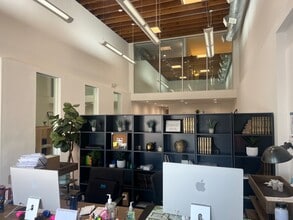 1084-1088 S Fairfax Ave, Los Angeles, CA for lease Building Photo- Image 1 of 7