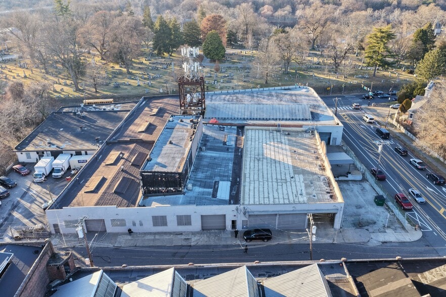3497 Ridge Ave, Philadelphia, PA for sale - Building Photo - Image 2 of 11