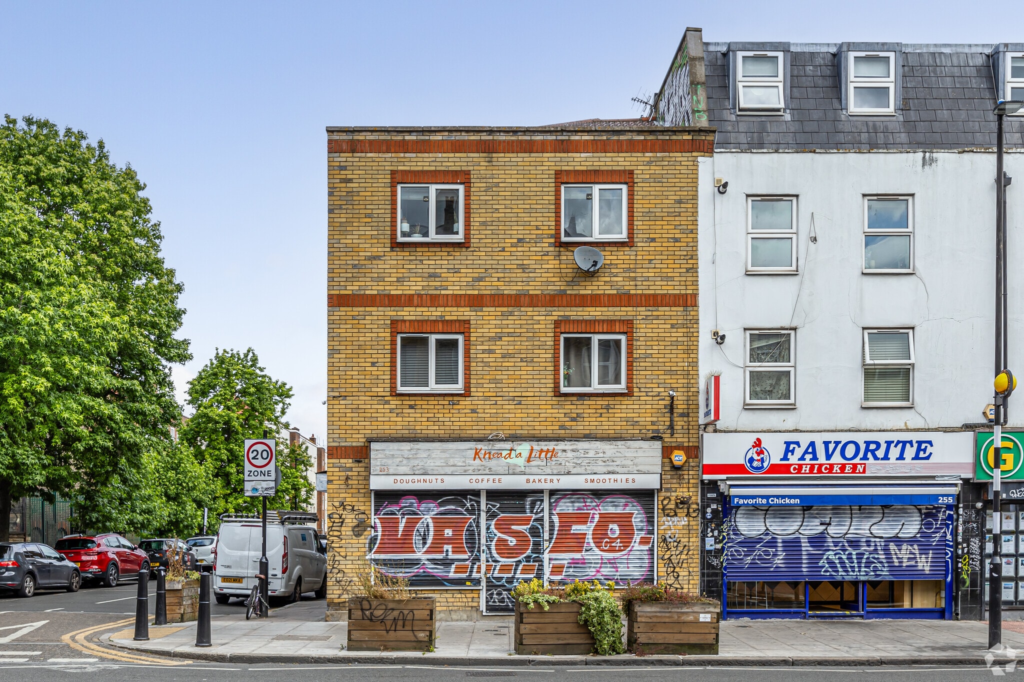253 Bethnal Green Rd, London for sale Primary Photo- Image 1 of 1