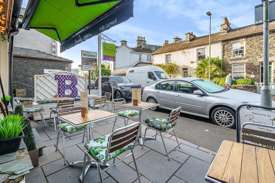 15 Main Rd, Windermere for lease - Building Photo - Image 2 of 4