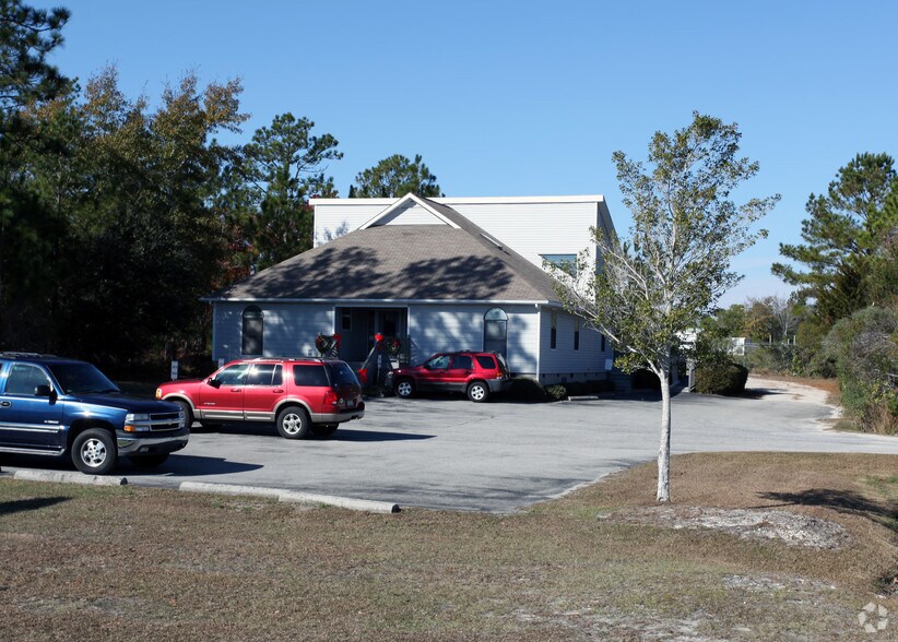 17117 Us-17 Hwy N, Hampstead, NC for sale - Primary Photo - Image 1 of 1