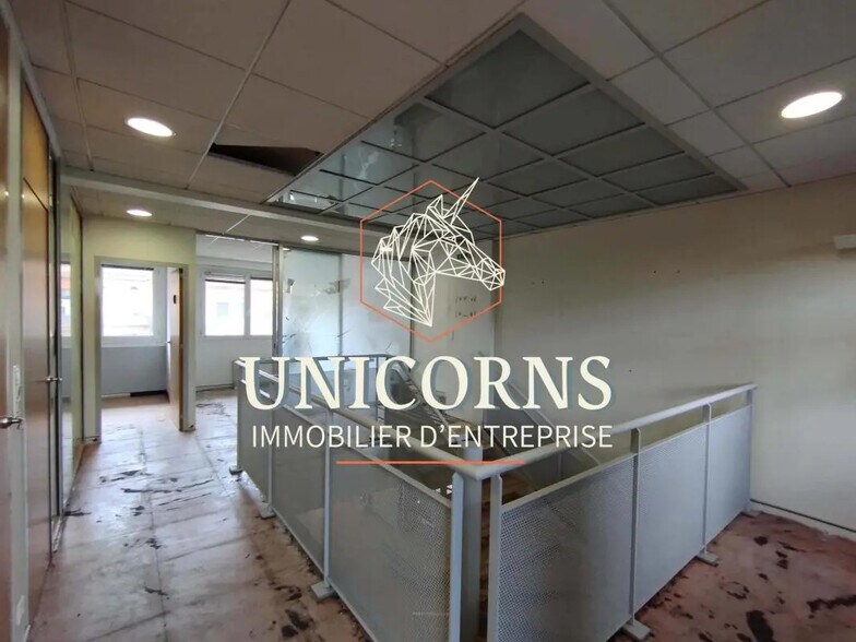 Retail in Toulouse for lease - Interior Photo - Image 3 of 6