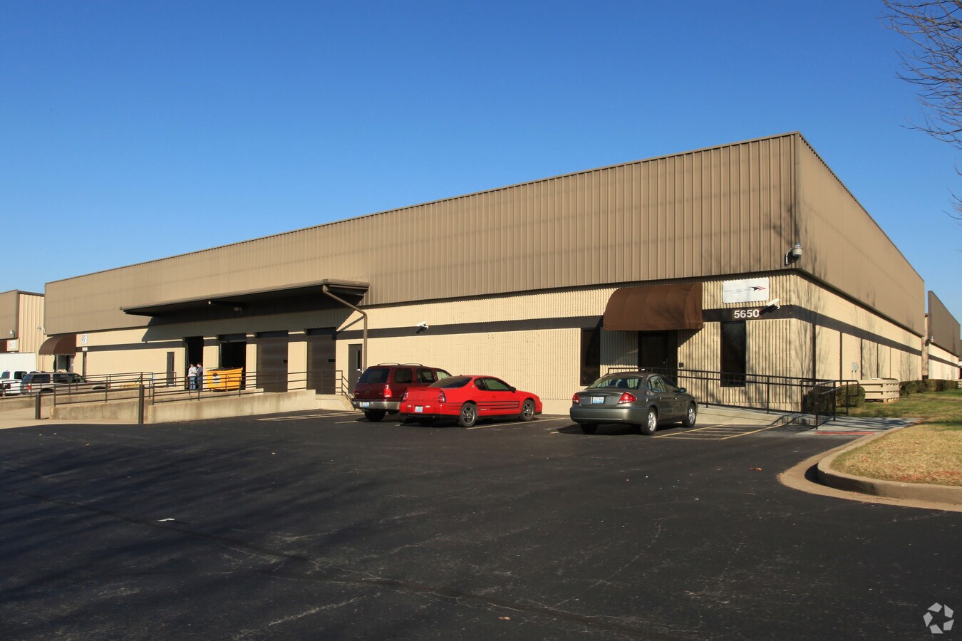 5650-shepherdsville-rd-louisville-ky-40228-property-record-loopnet-com