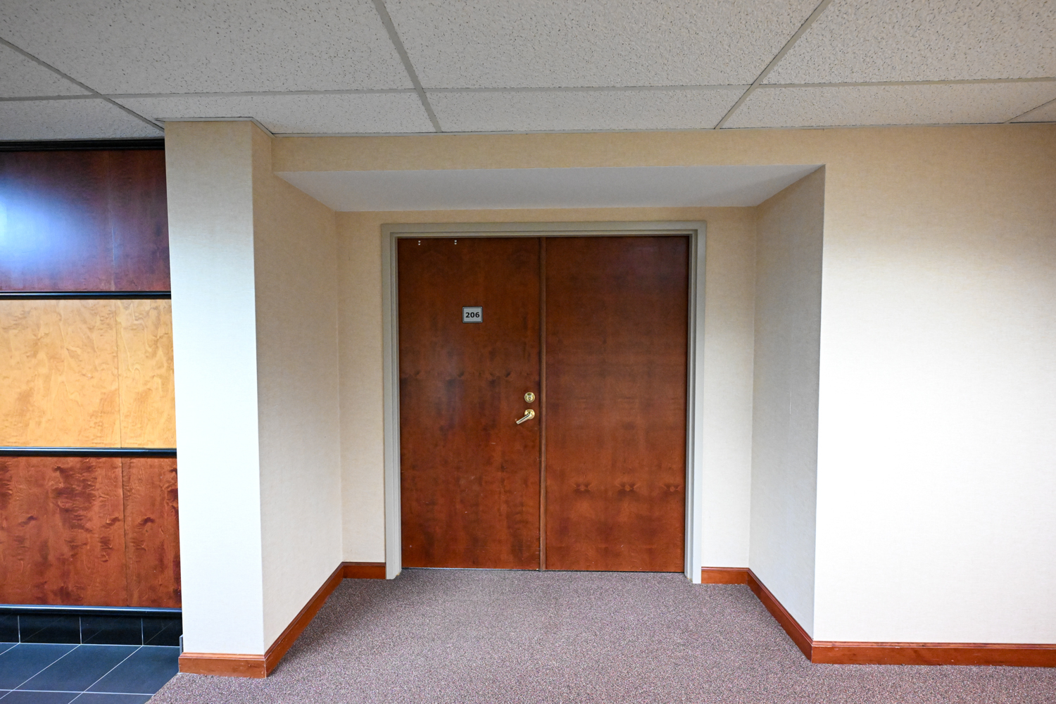 6120 Parkland Blvd, Mayfield Heights, OH for lease Interior Photo- Image 1 of 13