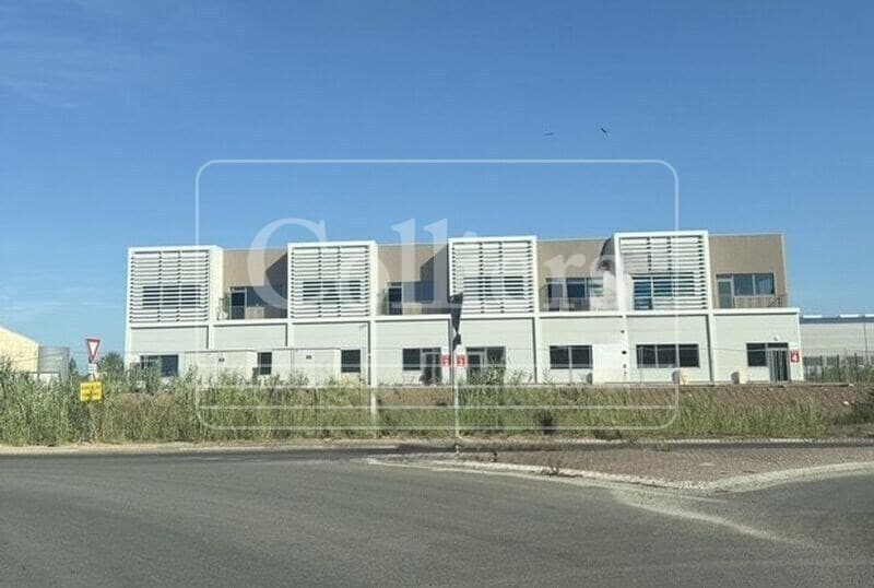 Flex in Marignane for lease - Building Photo - Image 2 of 14