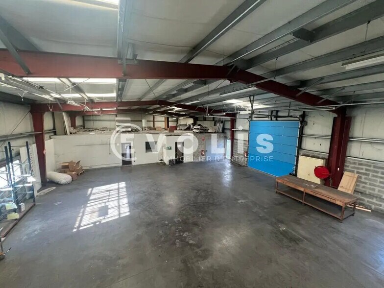 Industrial in SAINT-SYMPHORIEN-D'OZON for sale - Interior Photo - Image 3 of 7
