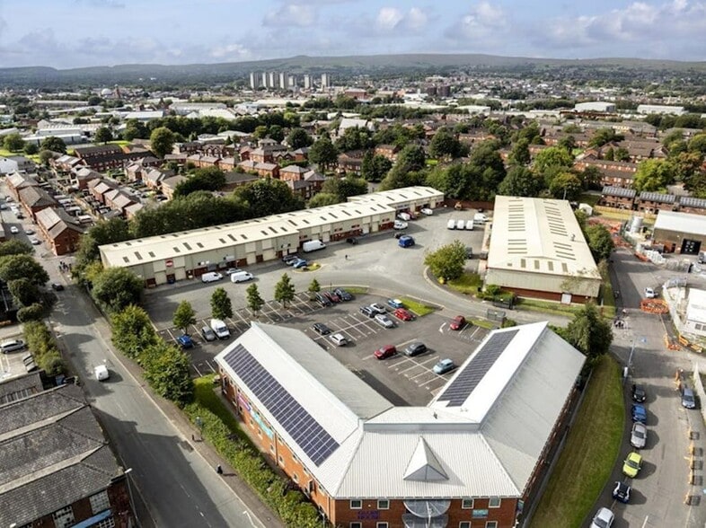 Moss Bridge Rd, Rochdale for lease - Building Photo - Image 2 of 5