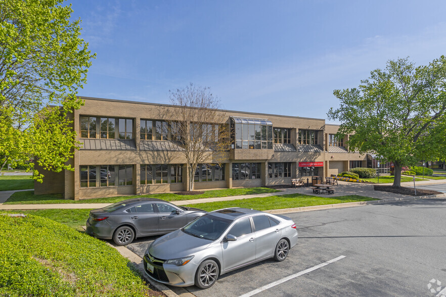 3901 National Dr, Burtonsville, MD for lease - Building Photo - Image 3 of 32