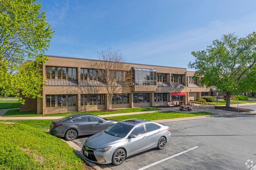 3905 National Dr, Burtonsville, MD for lease - Building Photo - Image 3 of 32