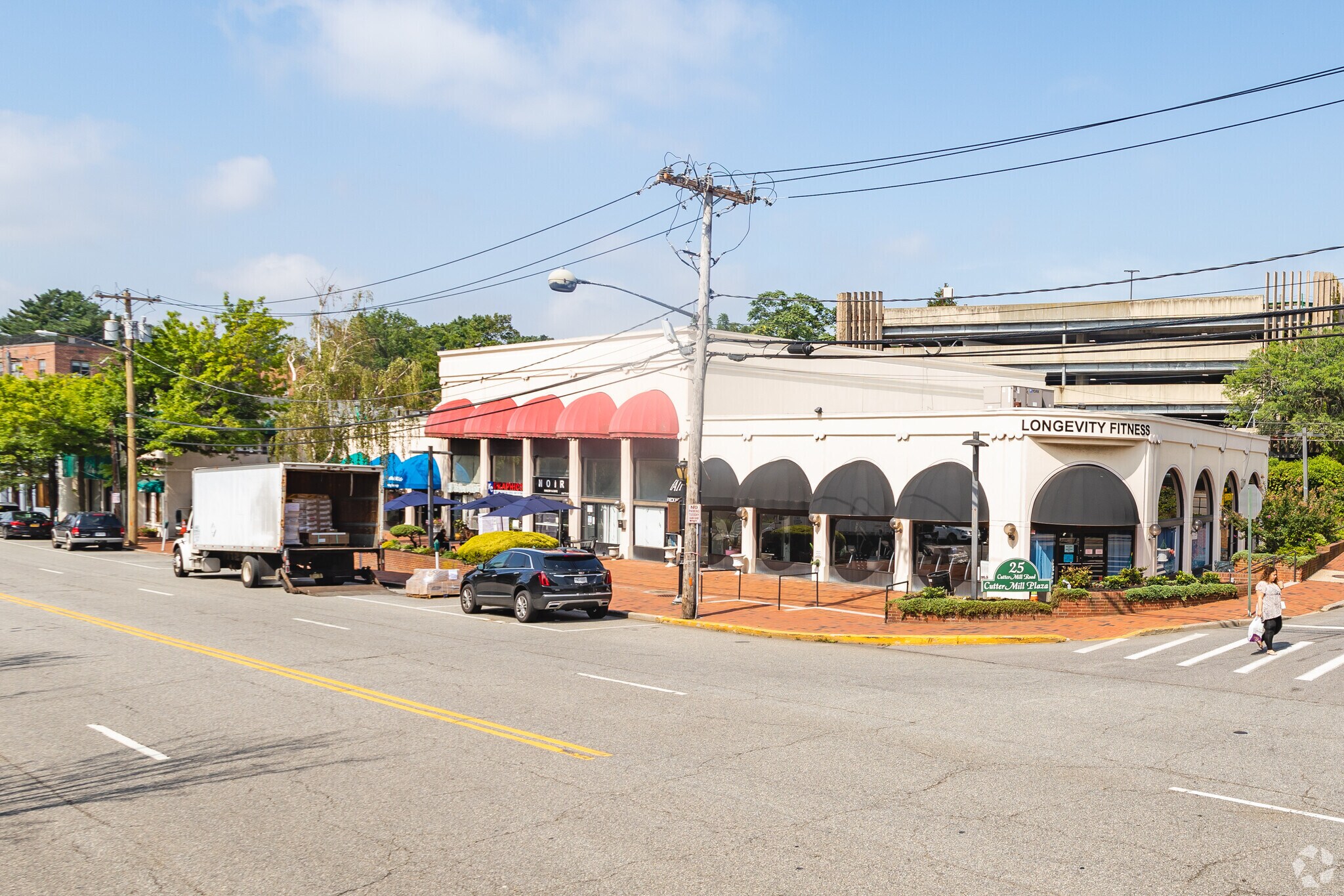 25 Cuttermill Rd, Great Neck, NY for lease Primary Photo- Image 1 of 8